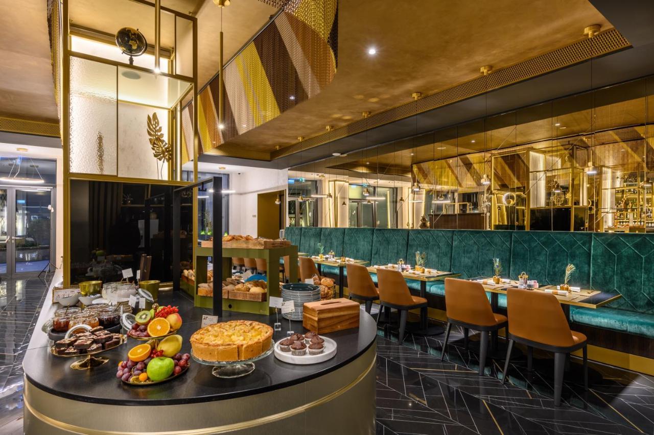Emerald Downtown Luxury Suites By Continental Group Budapest Ngoại thất bức ảnh